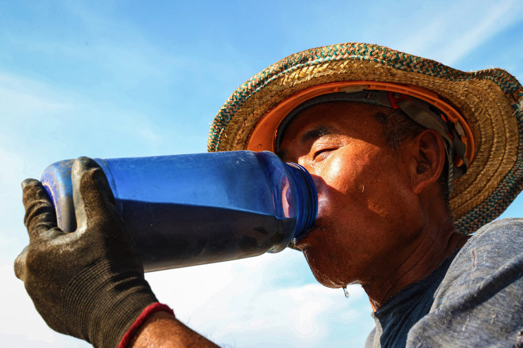 China logged its hottest August in more than six decades last month, its national weather service said, after the country endured a summer of extreme weather and heatwaves across much of its north and west. 